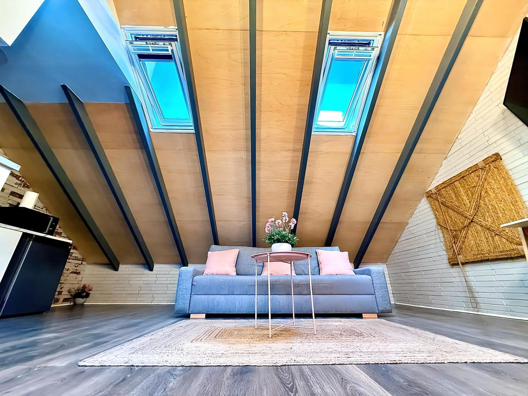 Loft Independiente Con Piscina Compartida En Centro De Apartamento Valência