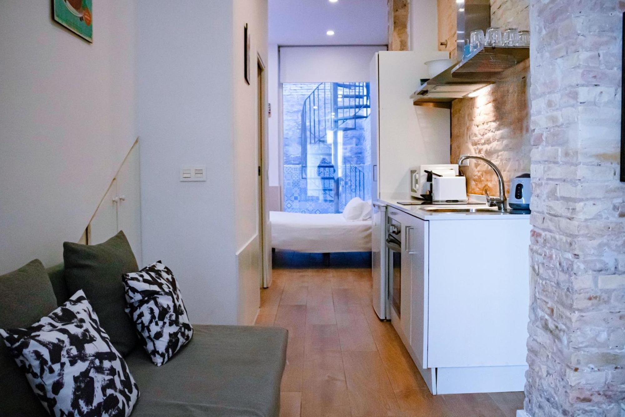 Loft Independiente Con Piscina Compartida En Centro De Apartamento